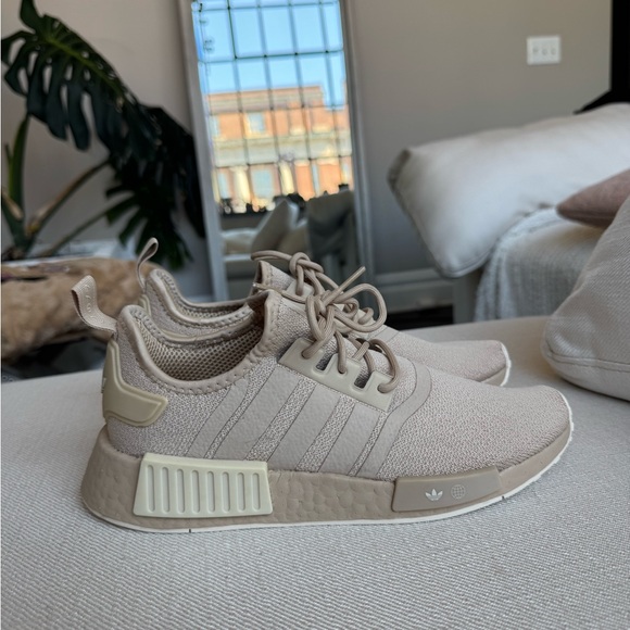 Adidas Beige NMD R1 Sneakers Women's